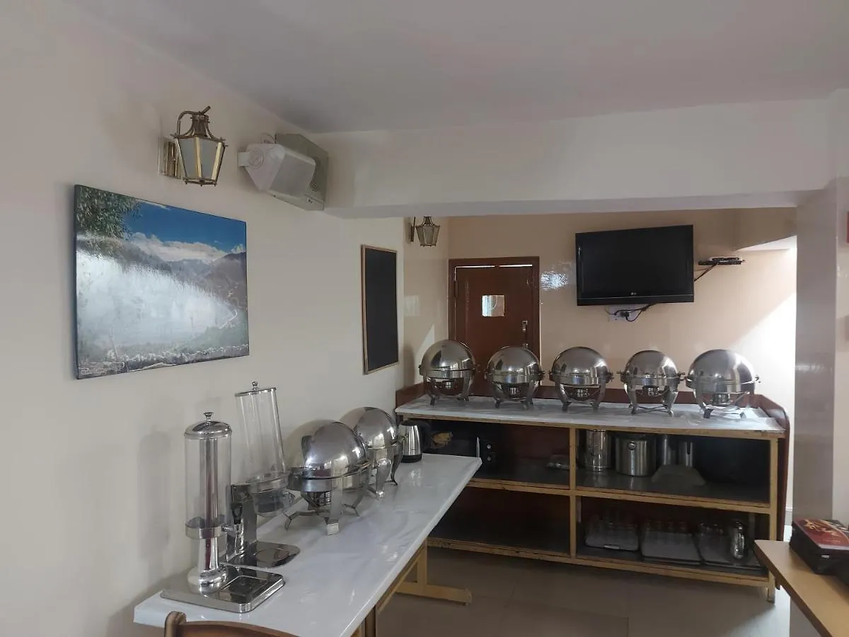 Brightland Hotel Shimla 3*,  India