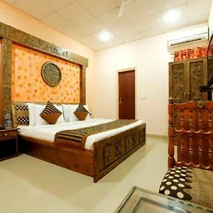 Hotel Lotus Dwarka